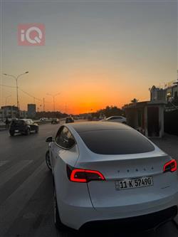 تێسلا مۆدێلی Y